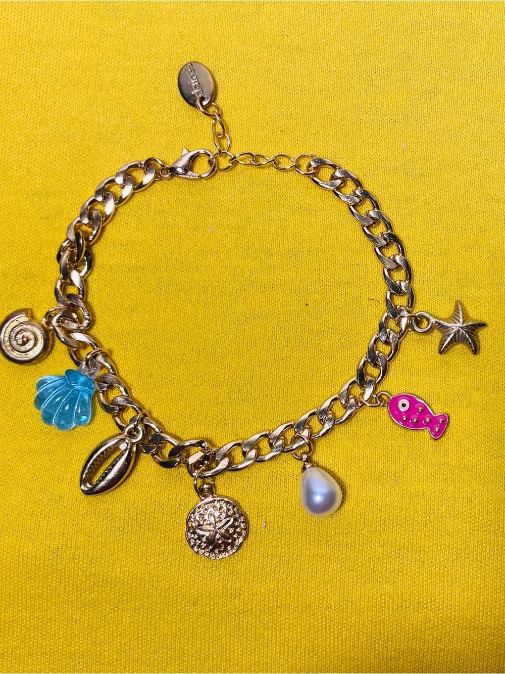 Claire's Gold Sea Charm Bracelet with Blue Shell & Pink Fish
